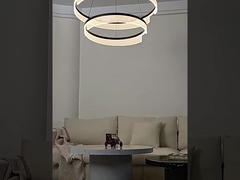 Chandelier du hall commercial