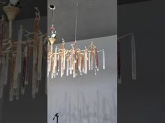 Un regard plus attentif : Lampes suspendues personnalisées transparentes et claires, lustres en cristal en forme de goutte de pluie, AC110V