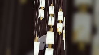 Présentez les lampes suspendues personnalisées de conception créative d'ingénierie pour les hôtels pour vous