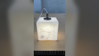Lustres extra-larges personnalisés pour les espaces de luxe
