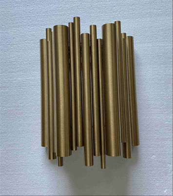 Bougeoirs modernes de mur du tube LED d'or de conception créative pour le salon
