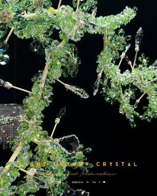 Des chandeliers uniques de grande taille Luxe Chandelier en métal cristallin Floral Luxe Elegante