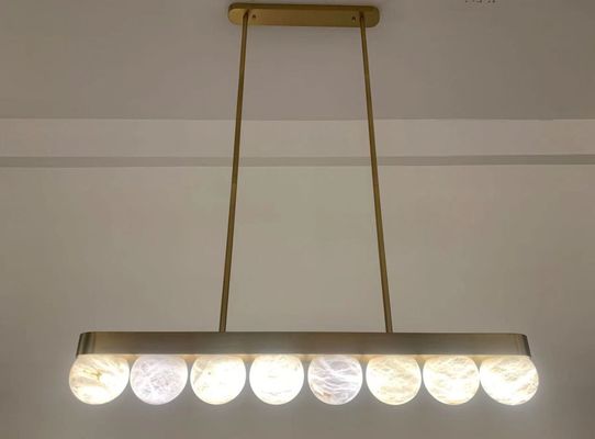 Chandelier en marbre nordique moderne Concepteur de salon minimaliste haut de gamme Alabaster All Copper Dining Room Lamp Bedroom