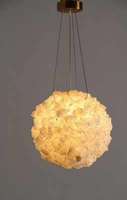 Lumière suspendue à billes de design contemporain de l'île de cuisine Petit lustre de décoration de roche naturelle