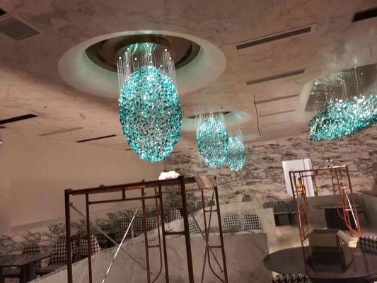 Hôtel Bar Chandelier de cristal Grand salon d'ingénierie Lumière verte transparente lampe en verre de pierre lampe personnalisée