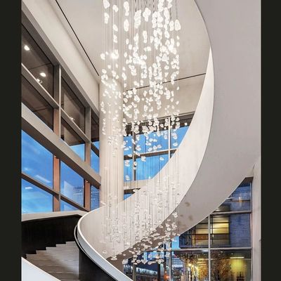 Lumières suspendues personnalisées Escalier long luxe 110V Led Honeycomb Lumière modulaire suspendue déformable