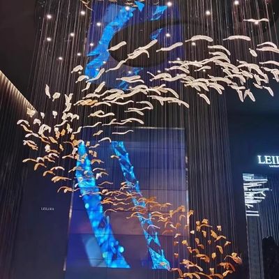 Projet Hôtel personnalisé Lobby Villa Mall Escalier suspendu à la main Glace soufflée Plume feuille Led Lustre Pendant Light