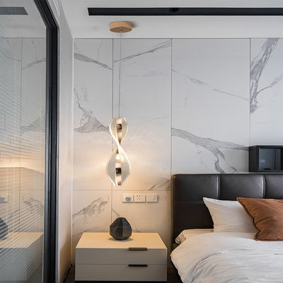 Lumière de luxe dorée de design moderne lampadaire LED pour restaurant éclairage décoratif intérieur lampes suspendues décoratives