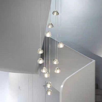 Hôtel décoration Escalier en cristal Pendant lumière avec boule transparente et corps en cristal