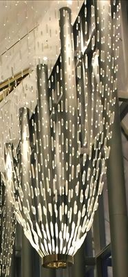 Chandelier à barres de cristal de type grand chandelier à LED orné chandelier haut plafond