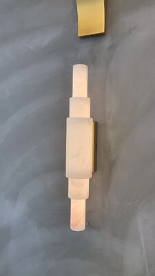 Lampe murale de luxe moderne minimaliste en pierre nuage naturelle espagnole pour salon, lampe de couloir, lampe de chevet en albâtre