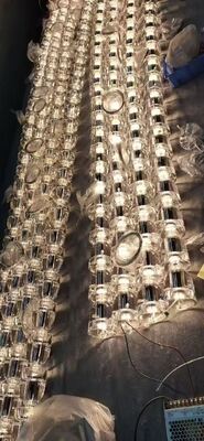 Chandelier à ruban cristallin en or rose sur mesure, banquet de mariage européen moderne, décoration artistique, luminaire